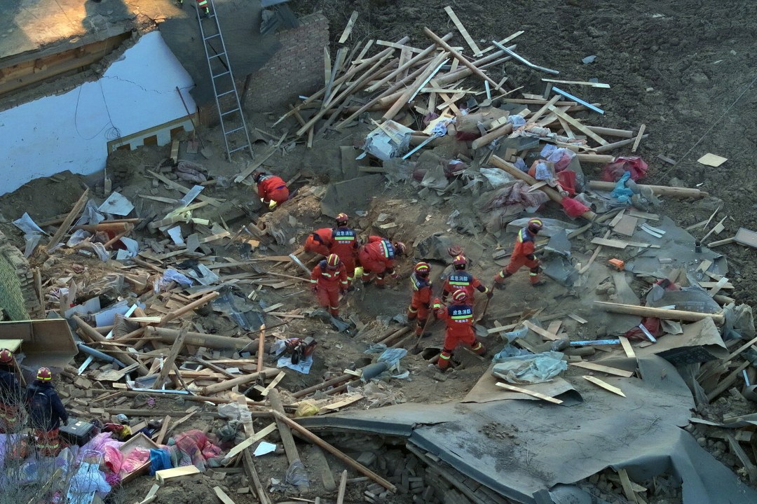 Hiinas maavärinas hukkus üle 120 inimese