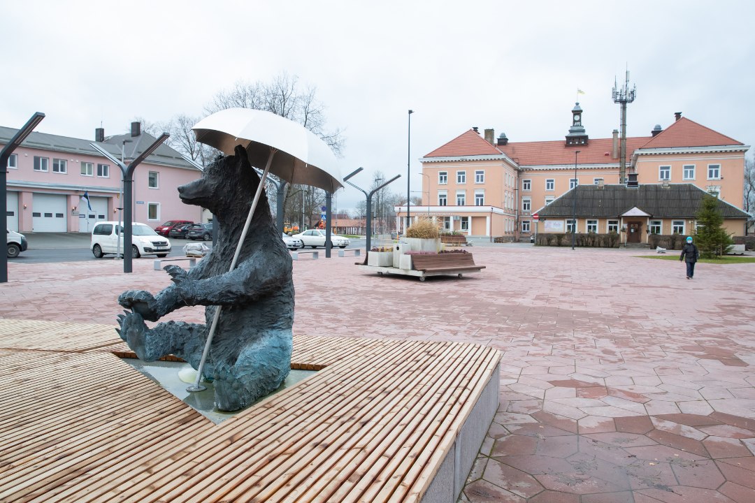 UURIJAD KÄISID OTEPÄÄL: keskväljaku ehitamine tõi kaasa kriminaalmenetluse