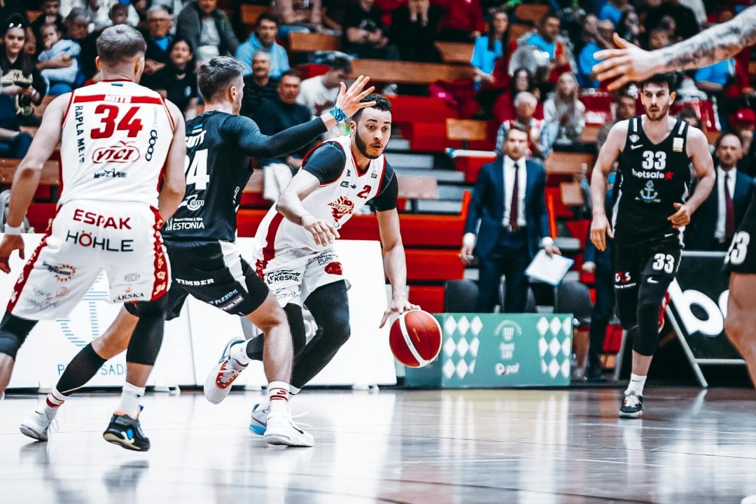 Rapla uhas mööda ja lubas Pärnul seeria viigistada