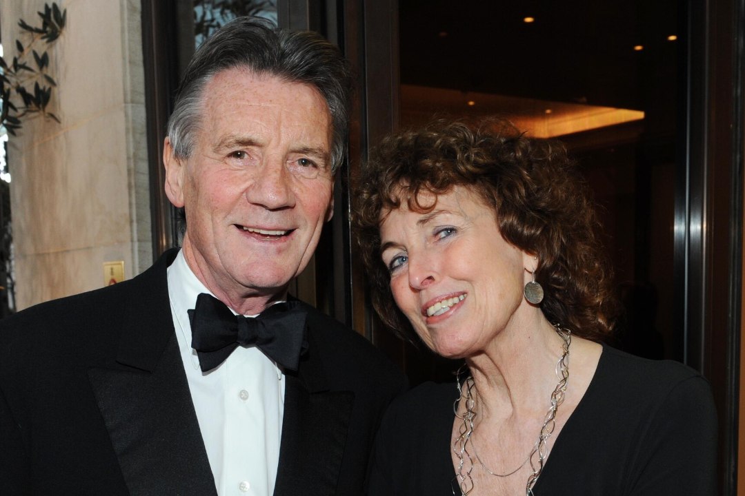 Monty Pythoni staar Michael Palin teatas oma abikaasa surmast
