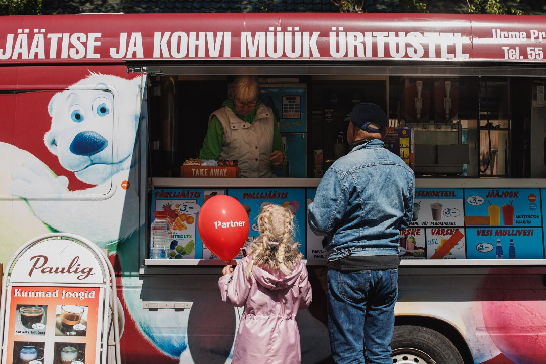 GALERII | Vaata, mis toimus meeleolukal Lasnamäe suvealguspeol!