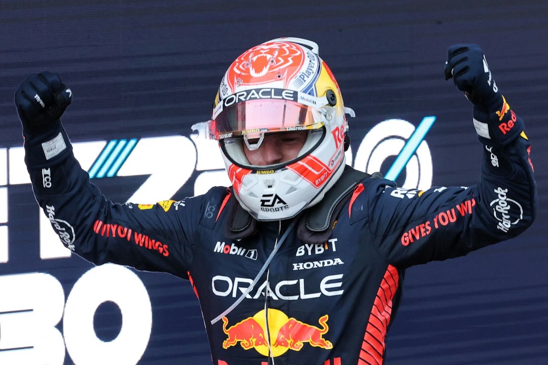 BLOGI | Võimas Verstappen tegi Hispaanias suure slämmi, Mercedestelt hooaja parim sõit 
