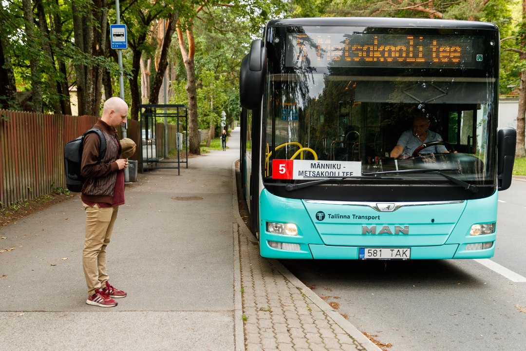 Tallinna linnaisad plindris: kes puutub bussiliini nr 5, kaotab ka Pirita pensionäride hääled!