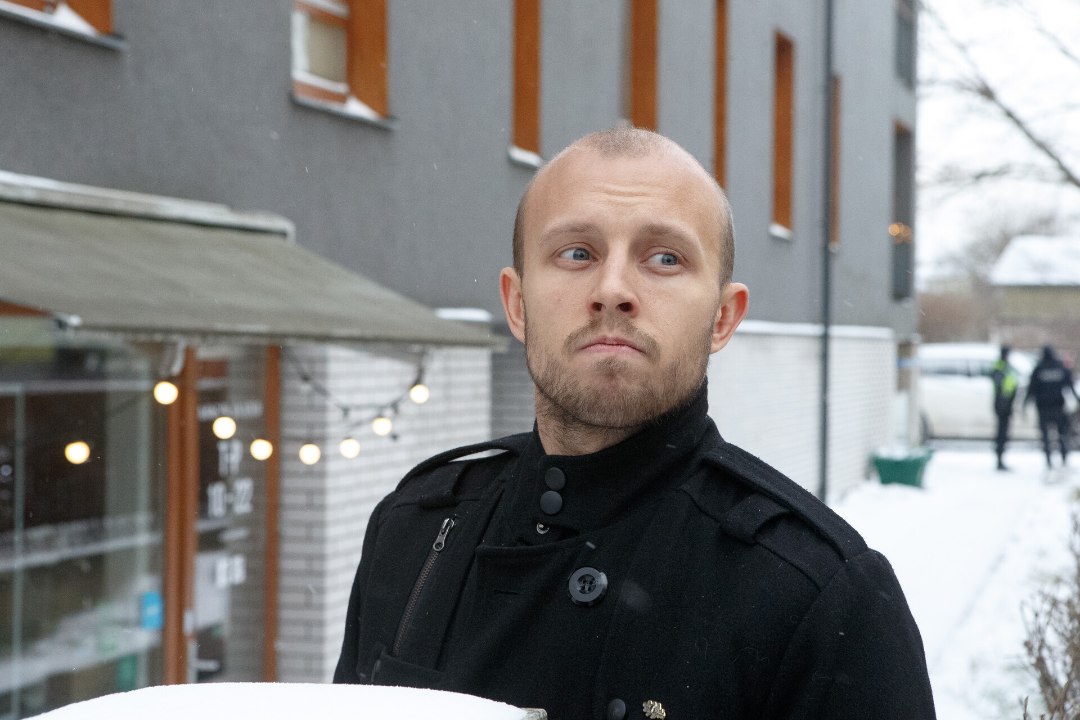 Politseil tuli politseiauto kongi pandud kohvikupidajale 1500 eurot maksta