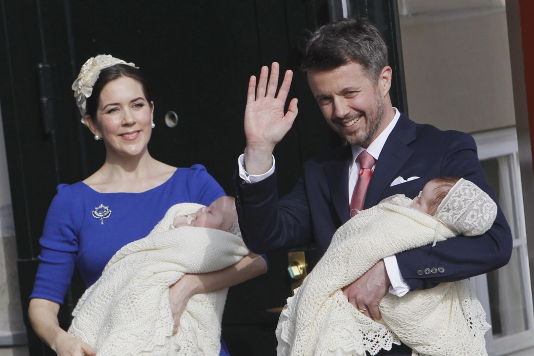 VÄRSKE PORTREE: Taani kuninglikud kaksikud tähistasid võimuvahetuse eel sünnipäeva
