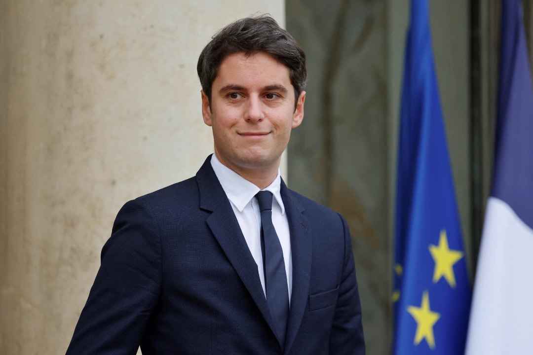 VANGERDUSED VALITSUSES: Prantsusmaa sai ajaloo noorima peaministri