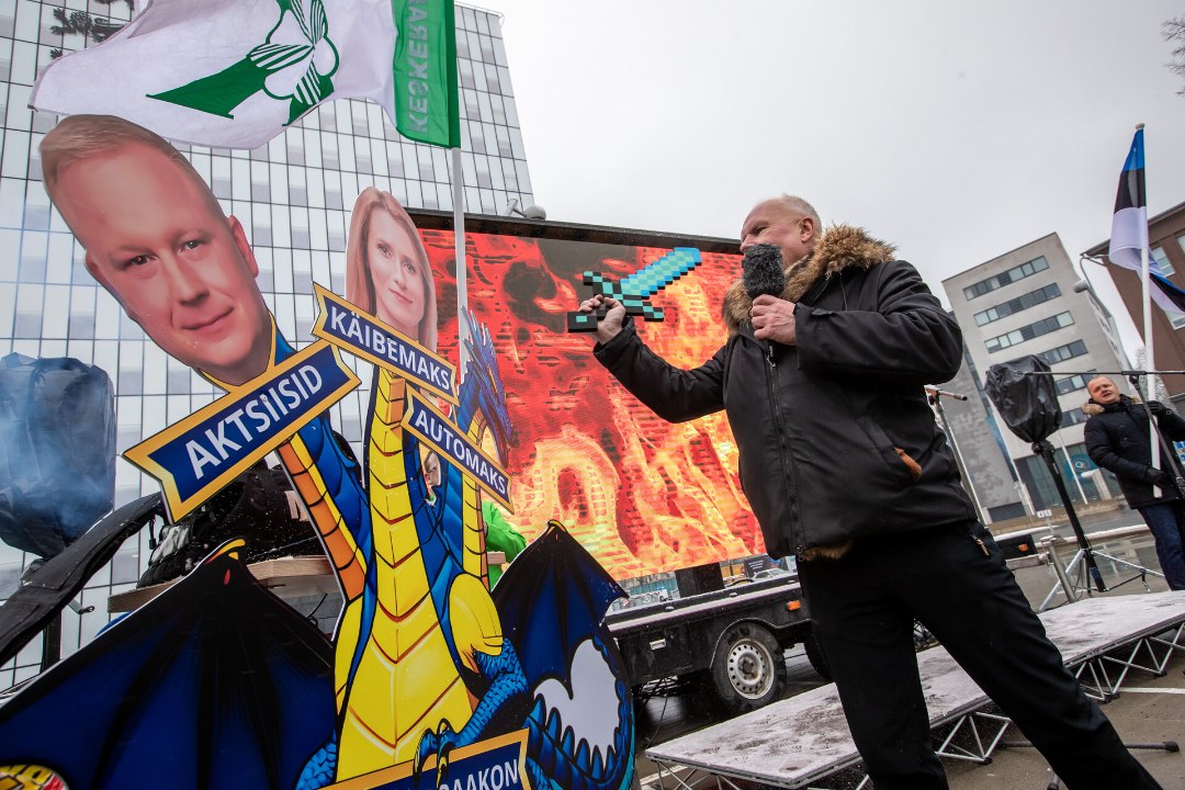 GALERII | Keskerakond korraldas Tallinnas rongkäigu ja meeleavalduse automaksu vastu