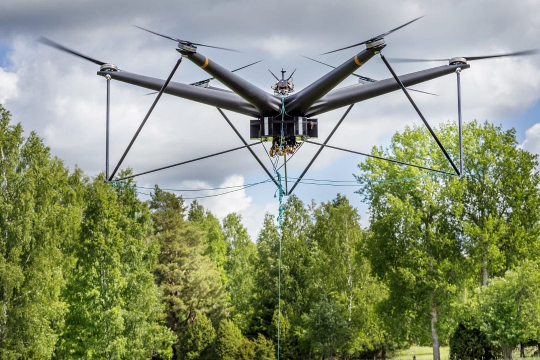 Metsatehnika uudiseid | Droon harvendab metsa ja äpp tuvastab putukakahjustusi