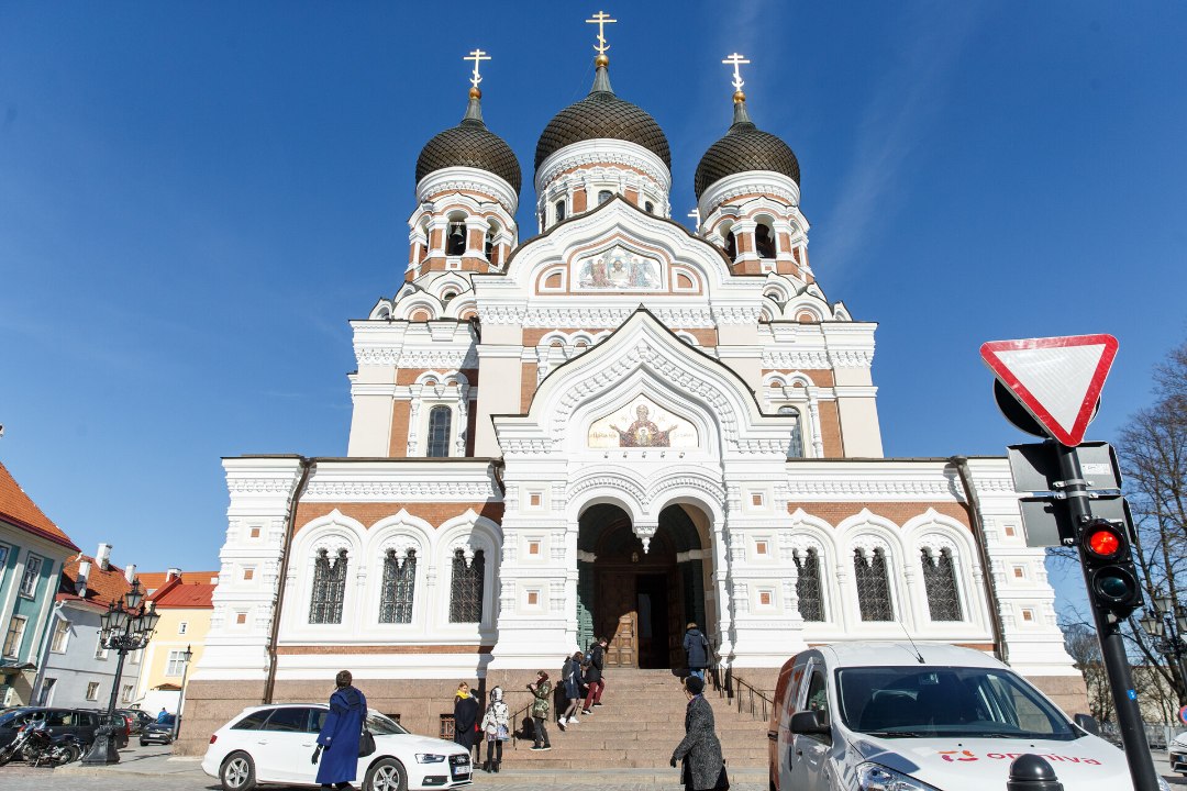 Riigikogu kuulutas Moskva patriarhaadi Venemaa agressiooni toetavaks institutsiooniks
