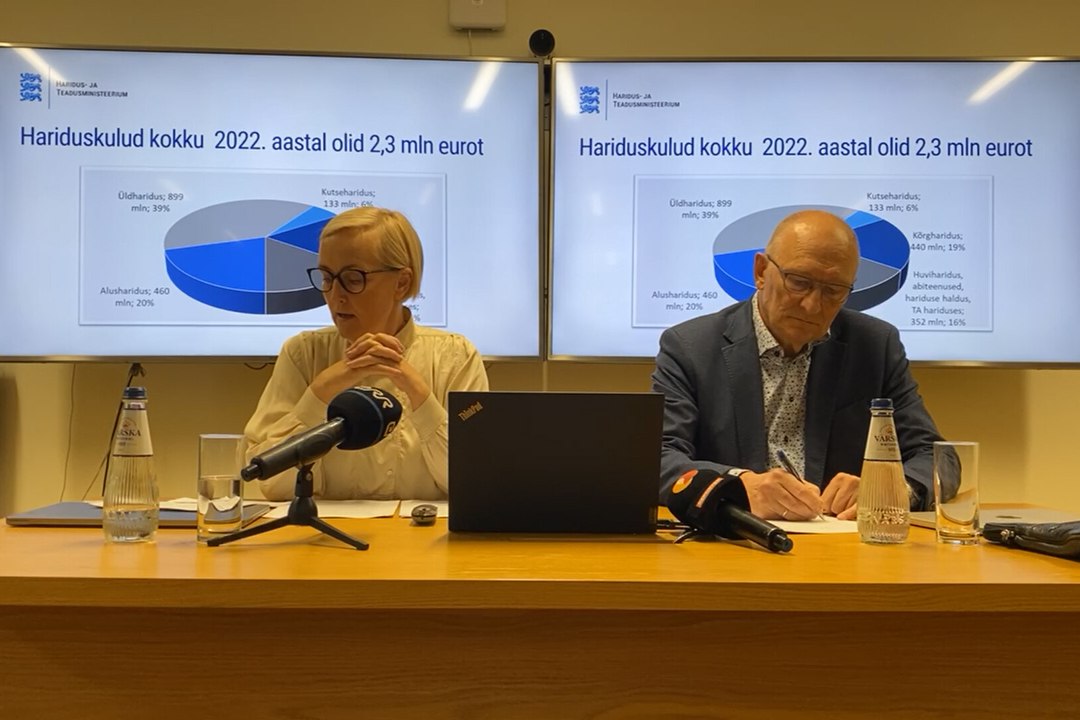 | Kristina Kallas: tuleb leida lahendused, kuidas õpetaja palgakulude osatähtsust kogukuludest kasvatada