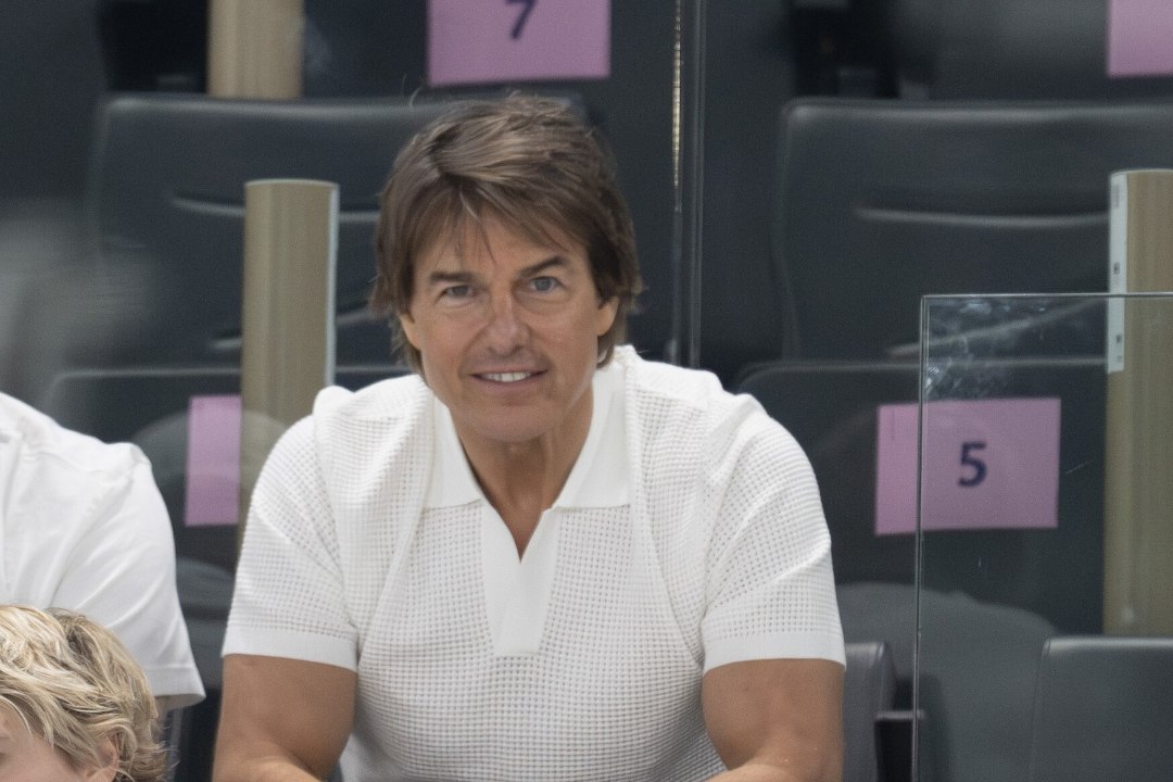 Tom Cruise'il on suhe endast 37 aastat noorema lauljatariga?