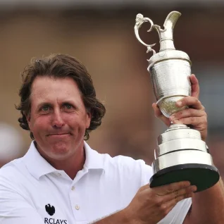 Aasta kolmanda golfi suurturniiri võitis Phil Mickelson