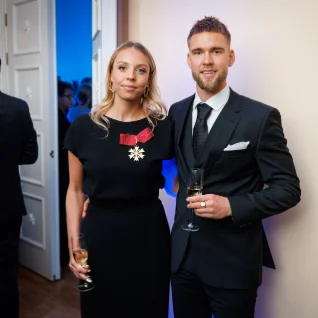 FOTO | Särav Anett Kontaveit näitas beebikõhtu: selle suve vorm on ümar!