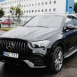 Politsei paneb müüki ligi 100 000 eurot maksva konfiskeeritud maasturi