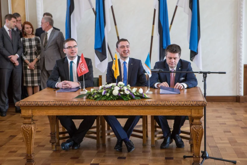 Koalitsioonileping sõlmiti jalad ristis ehk Kuidas Taavi Rõivas oma teise valitsuse lõpuks valmis sai