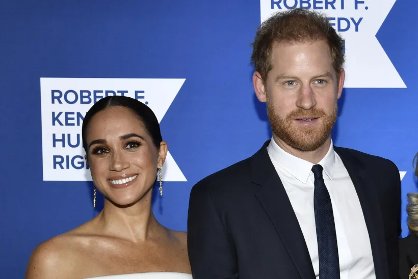 LILIBETI LOKID! Sussexid avaldasid armsate fotodega pühadetervituse
