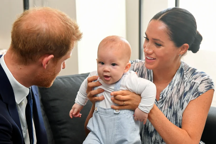 PRINTS ARCHIE 5: Harry ja Meghani pojal seisab ees suur elumuutus