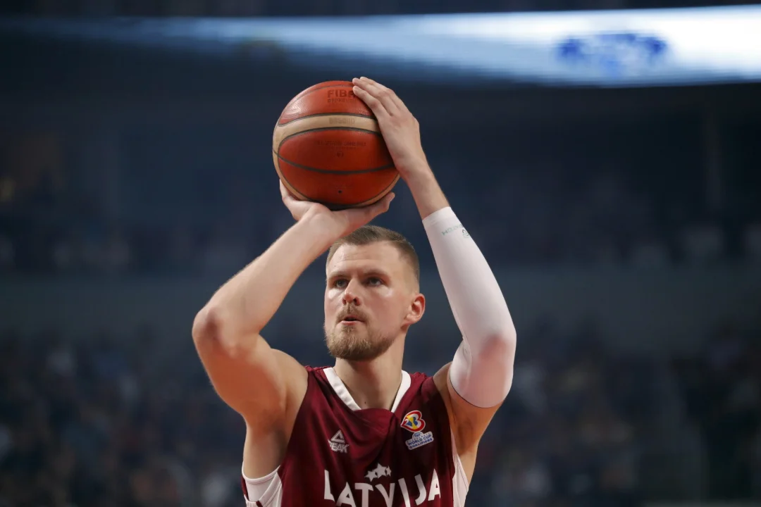 Karm hoop Lätile! Superstaar Kristaps Porzingis jääb MMilt eemale