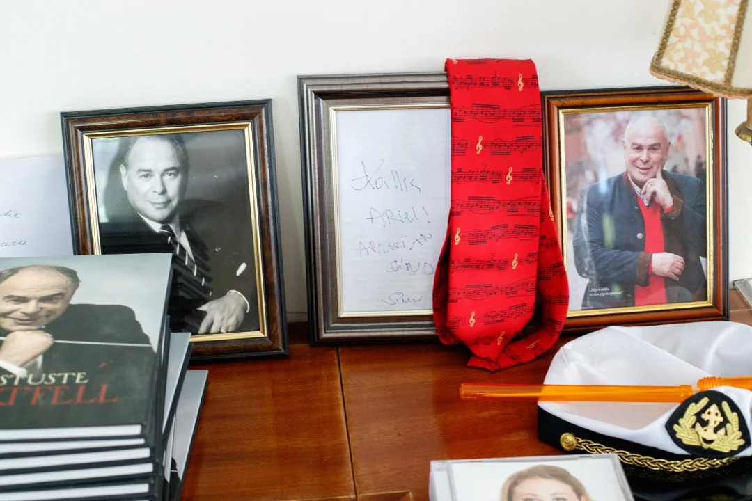 GALERII | Austajad ja kaasteelised kogunesid Eri ja Ariel Klasi koju maestro mälestuskontserdile